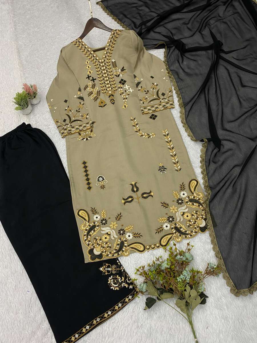 MOST PICKED ROMAN EMBROIDERY WORK TOP PALAZZO WITH DUPATTA CASUAL WEAR WHOLESALE PRICE ETHNIC GARMENT (8)
