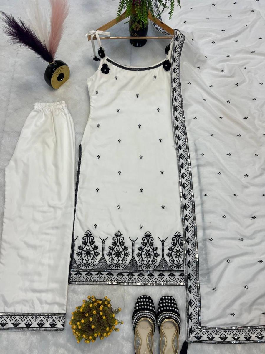 RICH LOOK MASKA COTTON SILK FANCY BORDER WITH MULTI NEEDLE, SEQUENCE, EMBROIDERY WORK TOP BOTTOM WITH DUPATTA FESTIVE WEAR WHOLESALE PRICE ETHNIC GARMENT (15)