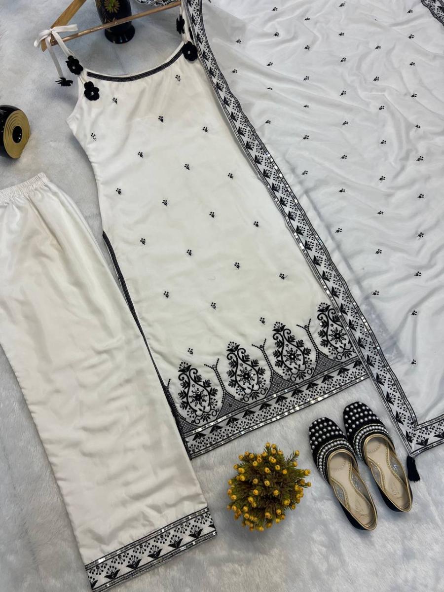 RICH LOOK MASKA COTTON SILK FANCY BORDER WITH MULTI NEEDLE, SEQUENCE, EMBROIDERY WORK TOP BOTTOM WITH DUPATTA FESTIVE WEAR WHOLESALE PRICE ETHNIC GARMENT (18)