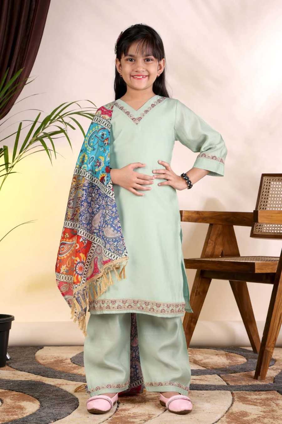 TRENDING ROMAN LACE PATTI BORDER TOP BOTTOM WITH DUPATTA CASUAL WEAR WHOLESALE PRICE ETHNIC GARMENT (11)