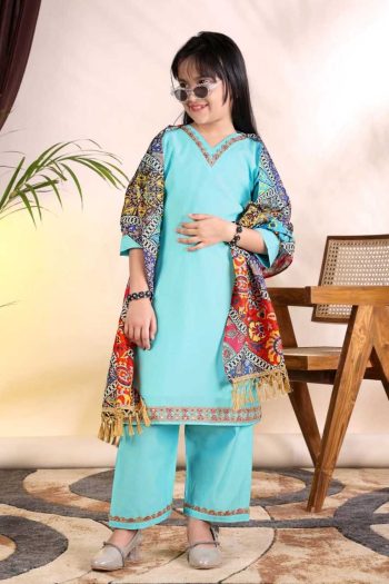 TRENDING ROMAN LACE PATTI BORDER TOP BOTTOM WITH DUPATTA SKY