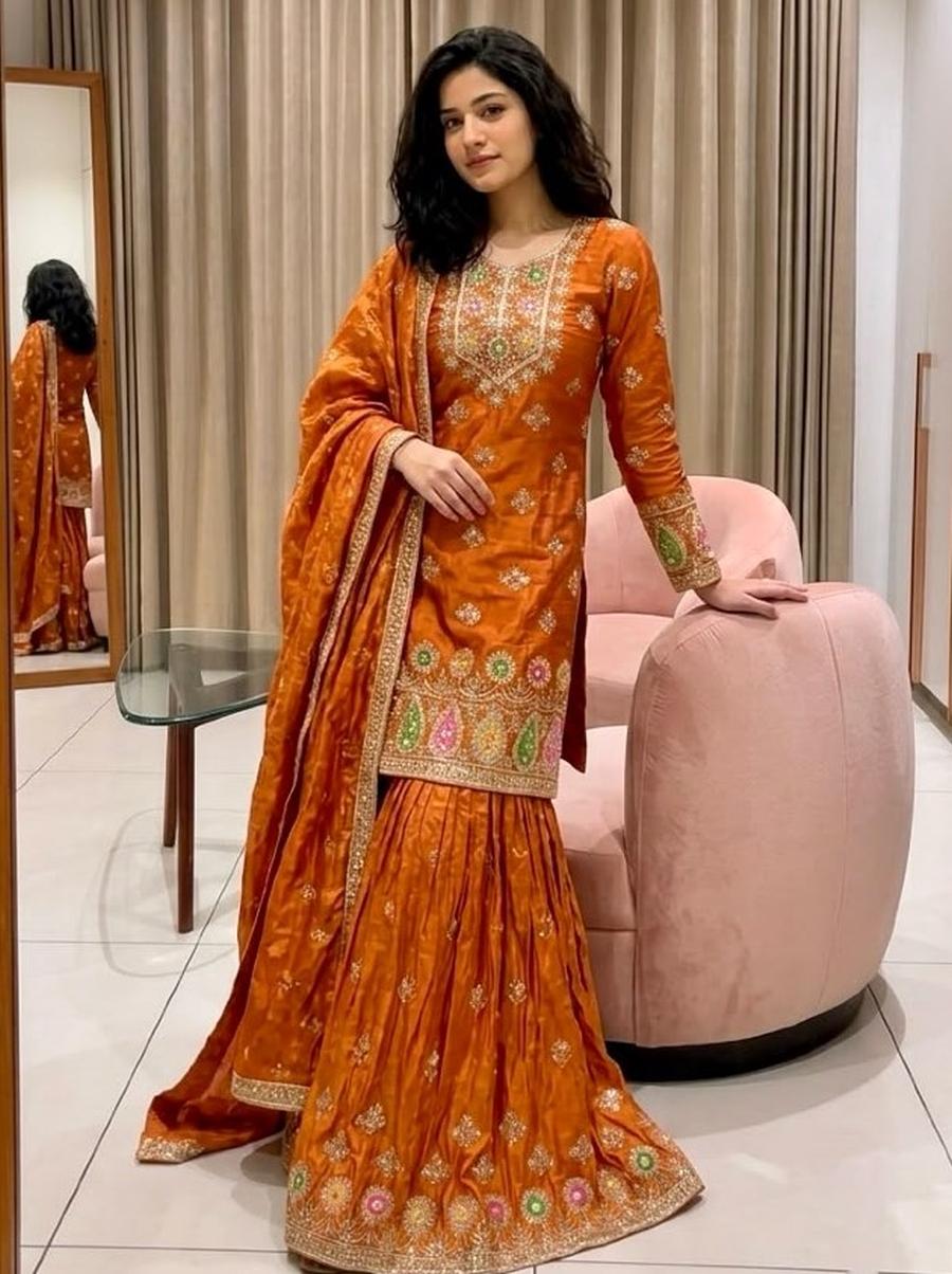 13DESIGNER-FENDY-SILK-EMBROIDERY-5-MM-SEQUENCE-WORK-TOP-PALAZZO-WITH-DUPATTA-FESTIVE-WEAR-WHOLESALE-PRICE-ETHNIC-GARMENT-13.jpg