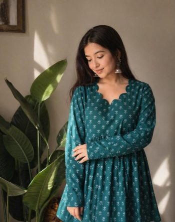 FANCY RAYON PRINT WORK TOP GREEN