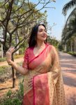 3ATTRACTIVE-KANCHIPURAM-TISSUE-ZARI-WEAVING-WORK-SAREE-WITH-UNSTITCHED-BLOUSE-FESTIVAL-WEAR-WHOLESALE-PRICE-ETHNIC-GARMENT-3.jpg