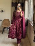 FABULOUS COTTON SEQUENCE KATHA  WORK TOP BOTTOM WITH DUPATTA PINK