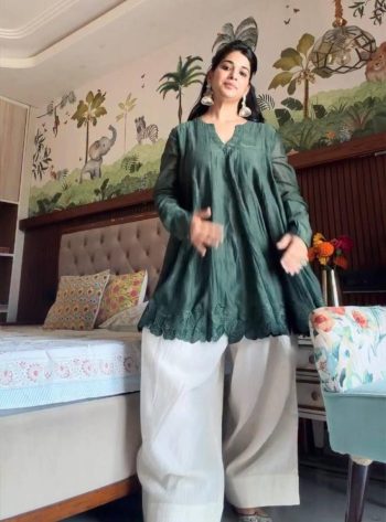 FANCY CHANDERI EMBROIDERY WORK FANCY CUT WORK TOP PATIYALA SET MORPICH