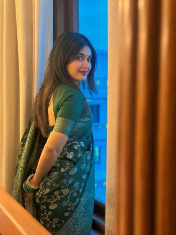 RICH LOOK BANARASI SILK WEAVING WORK SAREE WITH UNSTITCHED BLOUSE GREEN