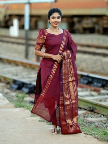RICH LOOK KANCHI COTTON JACQUARD WORK TOP WITH DUPATTA MAROON