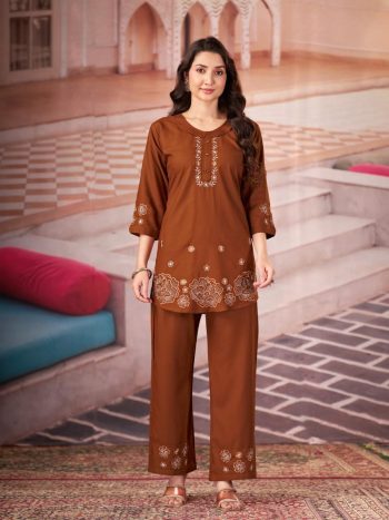 RICH LOOK RAYON MULTI EMBROIDERY THREAD WITH HAND WORK CO-ORD SET ORANGE