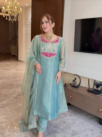 RICH LOOK SALSA BUTTI SILK EMBROIDERY BEADS  WORK GOWN BOTTOM WITH DUPATTA RAMA