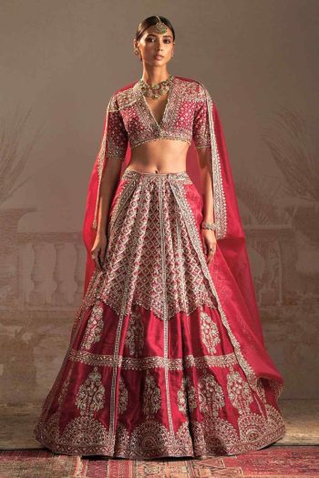TRENDING MUGA SILK SEQUENCE , ZARI & DORI WORK LEHENGA CHOLI WITH DUPATTA RANI