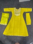 TRENDING-ROMAN-SILK-EMBROIDERY-PAPER-SAMOSA-WORK-TOP-BOTTOM-WITH-DUPATTA-FESTIVE-WEAR-WHOLESALE-PRICE-ETHNIC-GARMENT-3.jpg