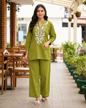 RICH LOOK SLUB COTTON EMBROIDERY WORK CO-ORD SET PARROT GREEN