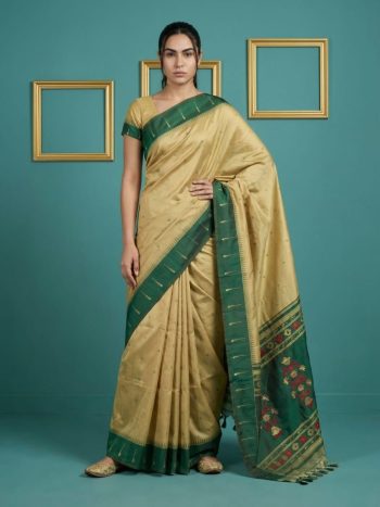 ATTRACTIVE HANDLOOM SILK ZARI WEAVING , WOVEN CONTRAST MUNIYA BORDER  SAREE WITH UNSTITCHED BLOUSE CREAM AND GREEN