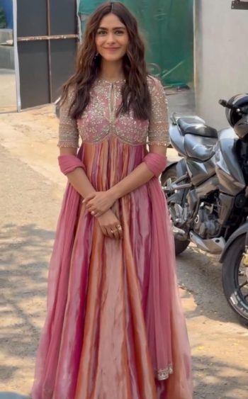 DESIGNER MOSS SILK EMBROIDERY BEADS WORK GOWN BOTTOM WITH DUPATTA PINK