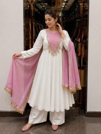 MODERN ROMAN GLASS SEQUENCE  AND ZARI WORK WITH FANCY LATKAN & HANDWORK LACE WORK GOWN BOTTOM WITH DUPATTA WHITE AND PINK