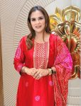 RICH-LOOK-CHINON-DIGITAL-PRINT-EMBROIDERY-SEQUENCE-WORK-TOP-BOTTOM-WITH-DUPATTA-FESTIVE-WEAR-WHOLESALE-PRICE-ETHNIC-GARMENT-3.jpg